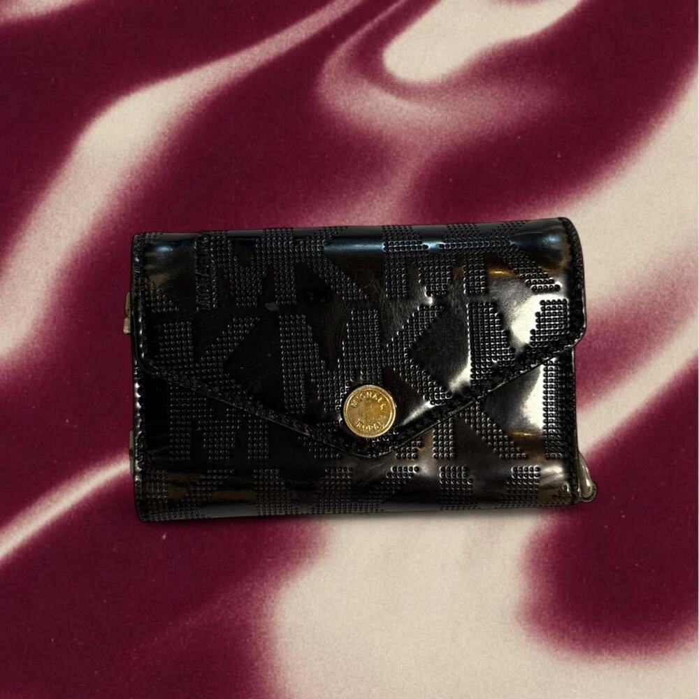 Vintage early 2000s mk black